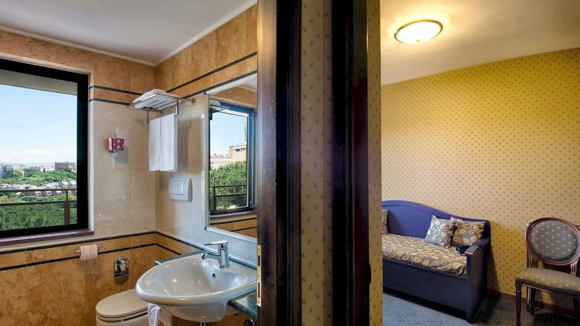 Residence Aparthotel Blanc Et Trois Roma