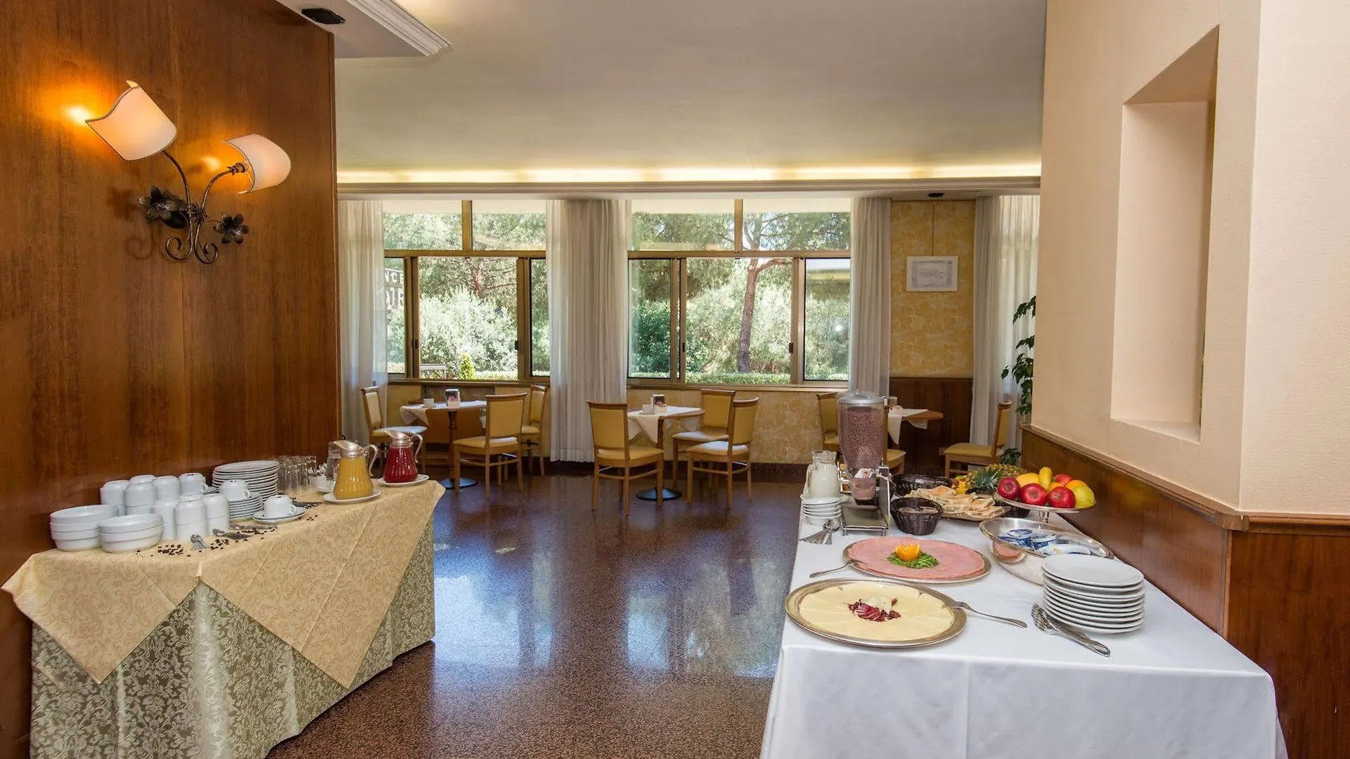 Residence Aparthotel Blanc Et Trois Roma